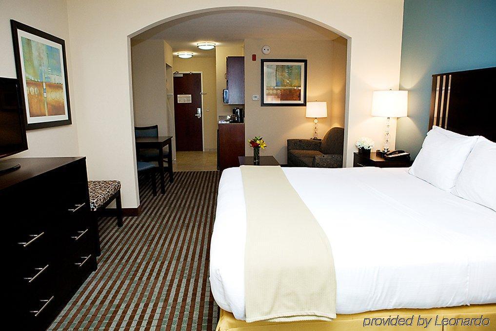 Holiday Inn Express & Suites Youngstown West I 80, An Ihg Hotel Austintown Pokój zdjęcie